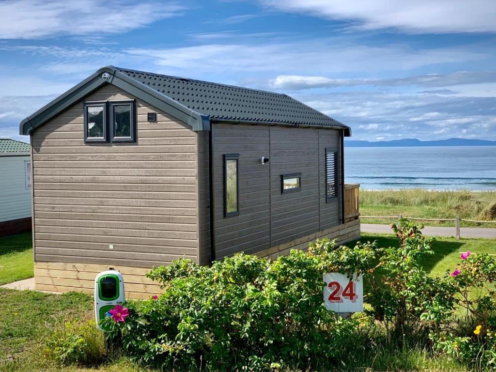 Beach Front Lodge Hopeman Exteriör bild